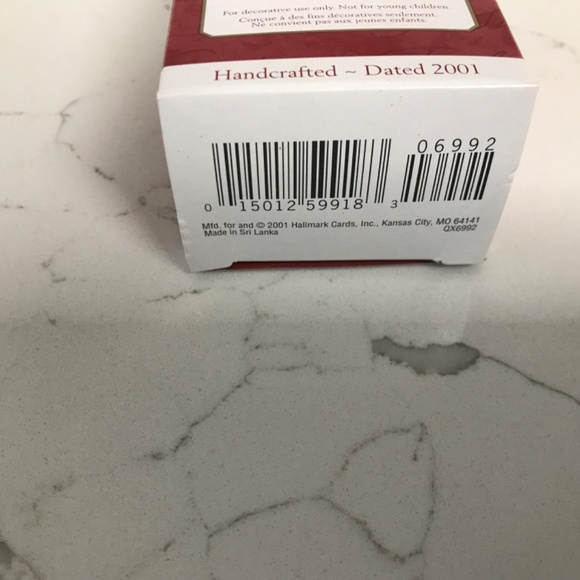 Vintage Hallmark Collectible Cool Decade 2001 Penguin Christmas Ornament - Picture 9 of 9